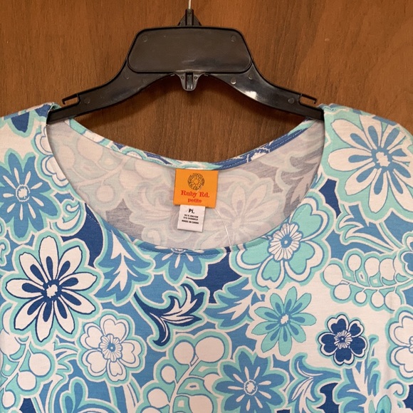 3/$45 Ruby Rd top floral print with stretch petite shirt boho casual LP - Picture 5 of 17